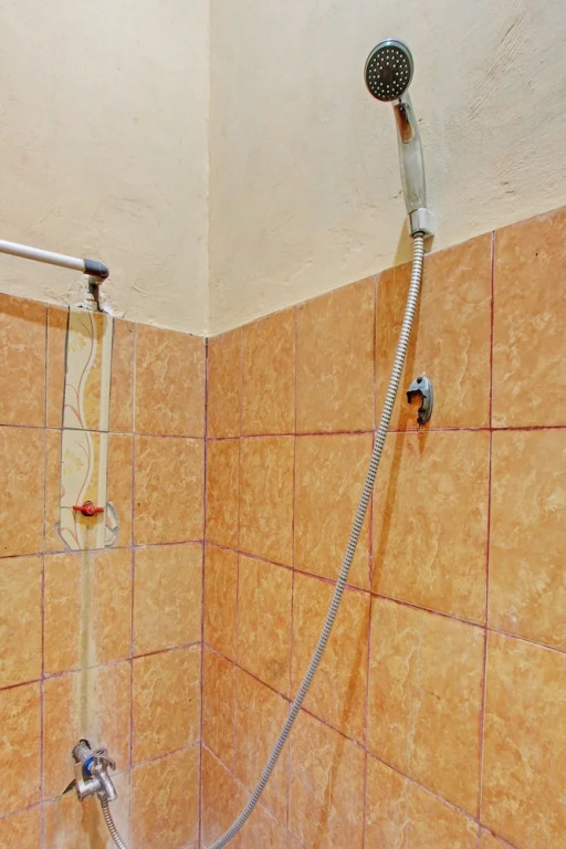 Hotel O Zahira Homestay Near Ekas Surf School and Service