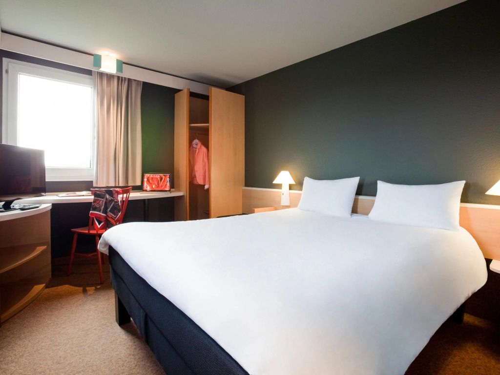 Ibis Provins