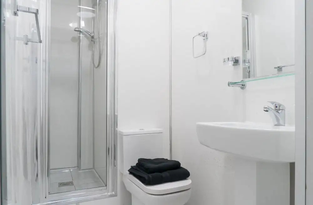 Newly Refurbished 1 Bedroom Flat