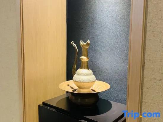 Urumqi Wanzhou Hotel