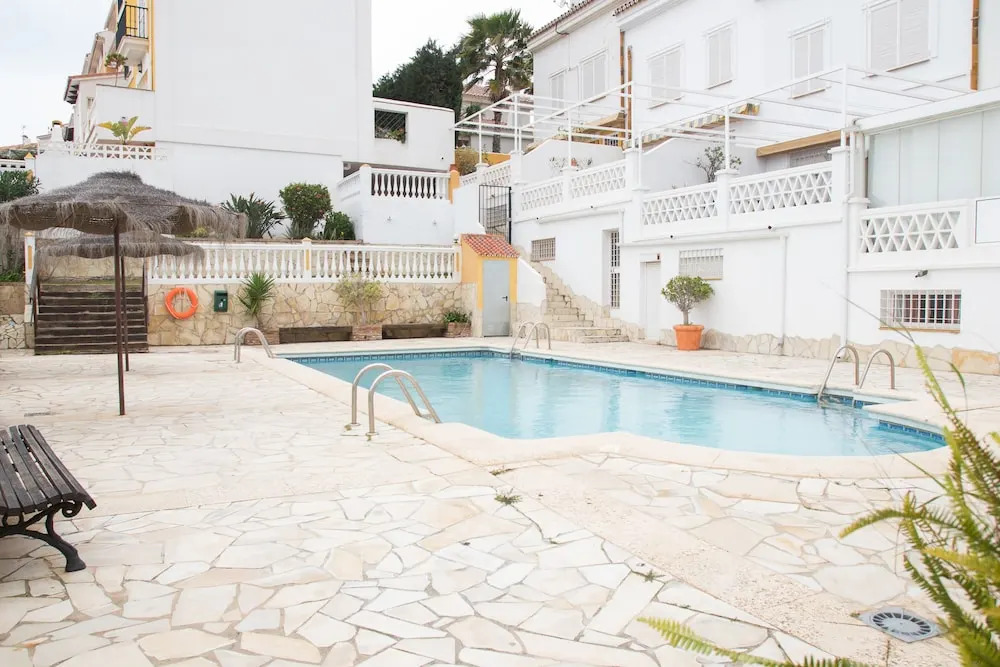 House with Garden & Pool in Malaga