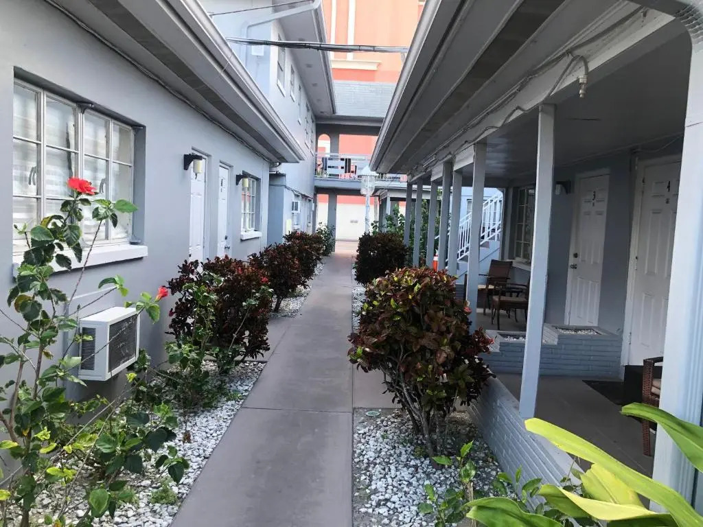 Sunrise Resort Motel South