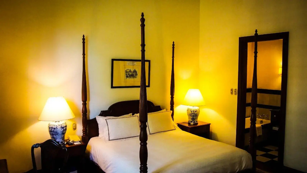 Settha Palace Hotel