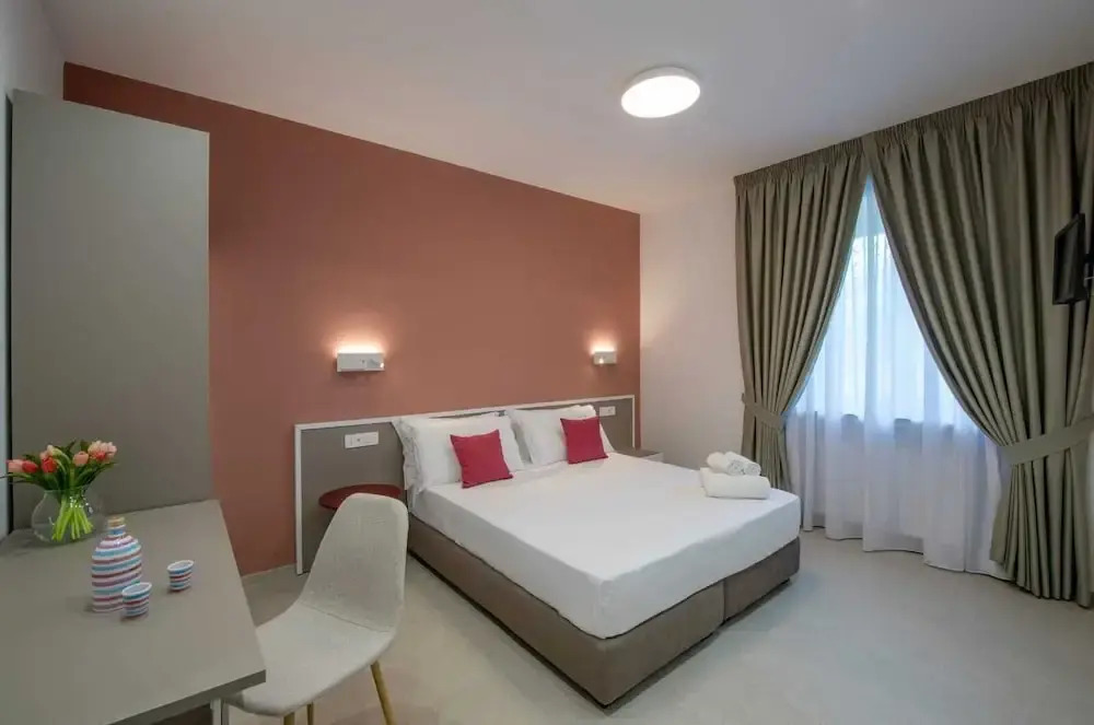 Rossy Palace - Amalficoast Suites