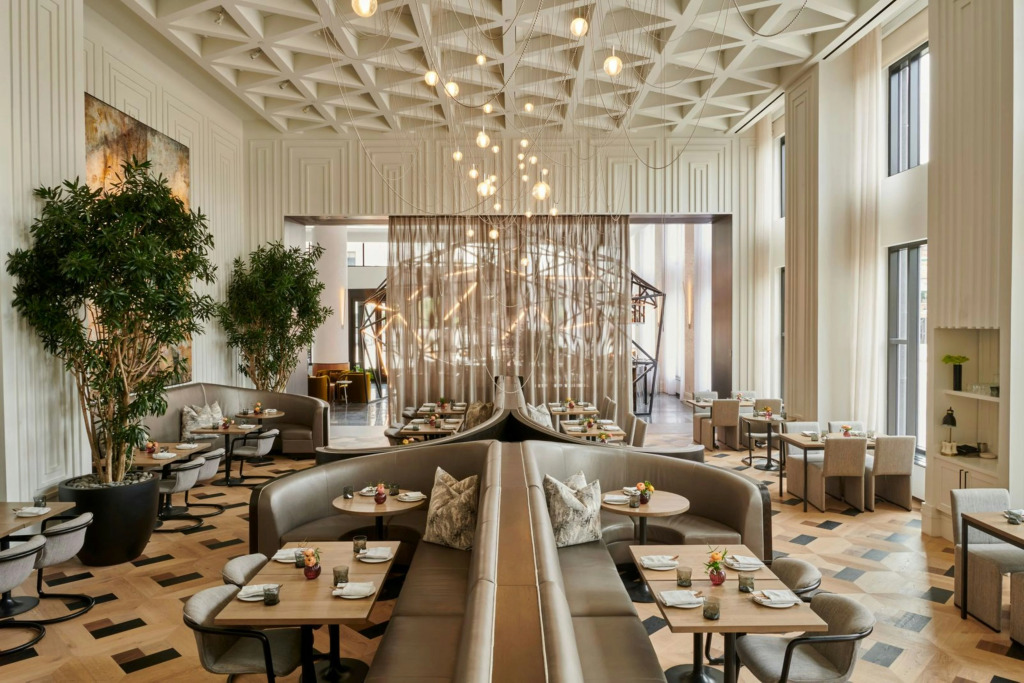 Daxton Hotel Birmingham, Curio Collection by Hilton