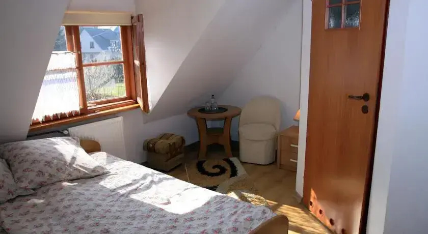 Pokoje Dębowa