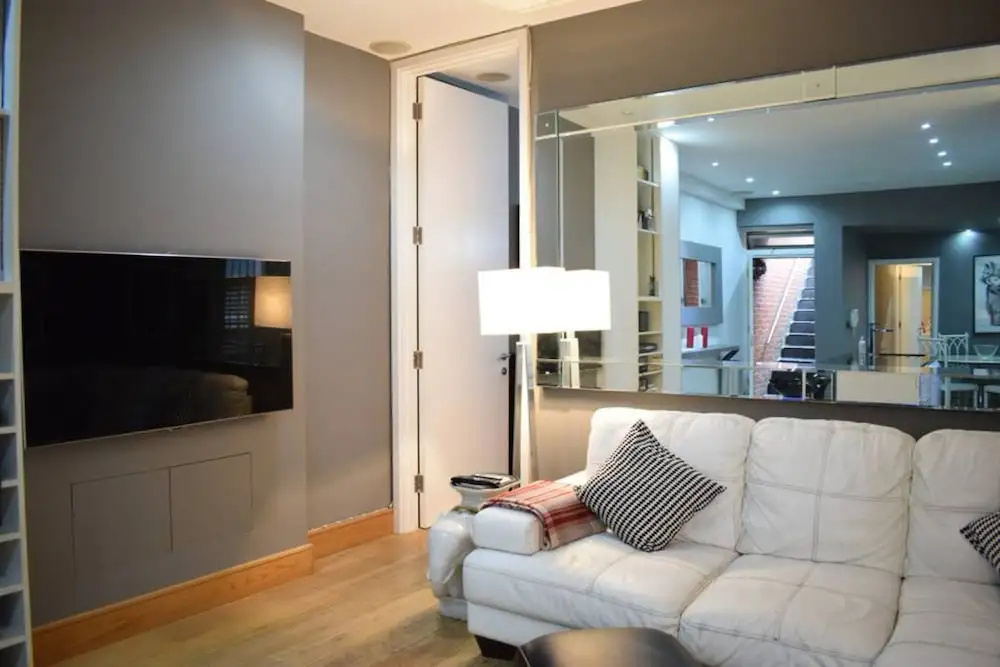 Premium Kensington Retreat 2BR En-Suite AC