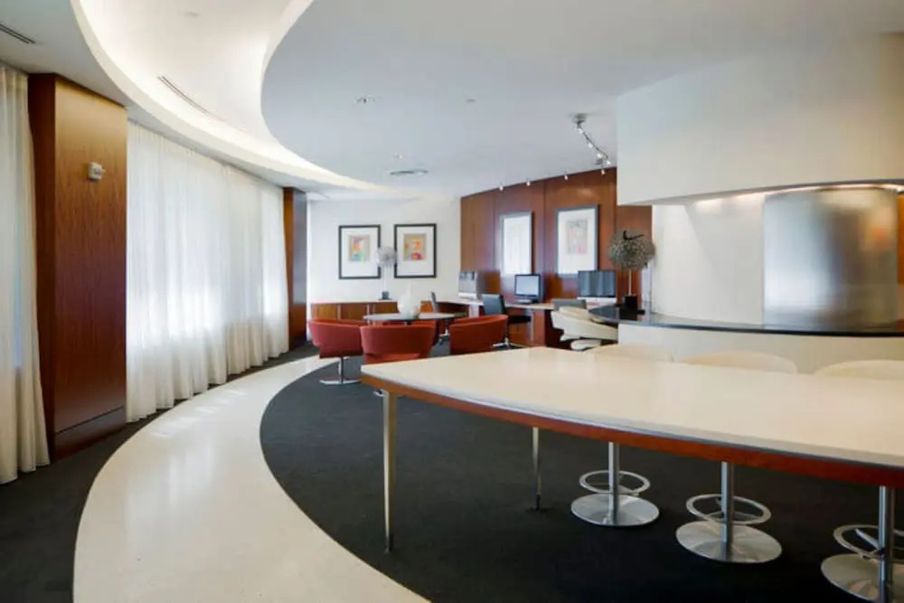 Bluebird Suites near National Airport