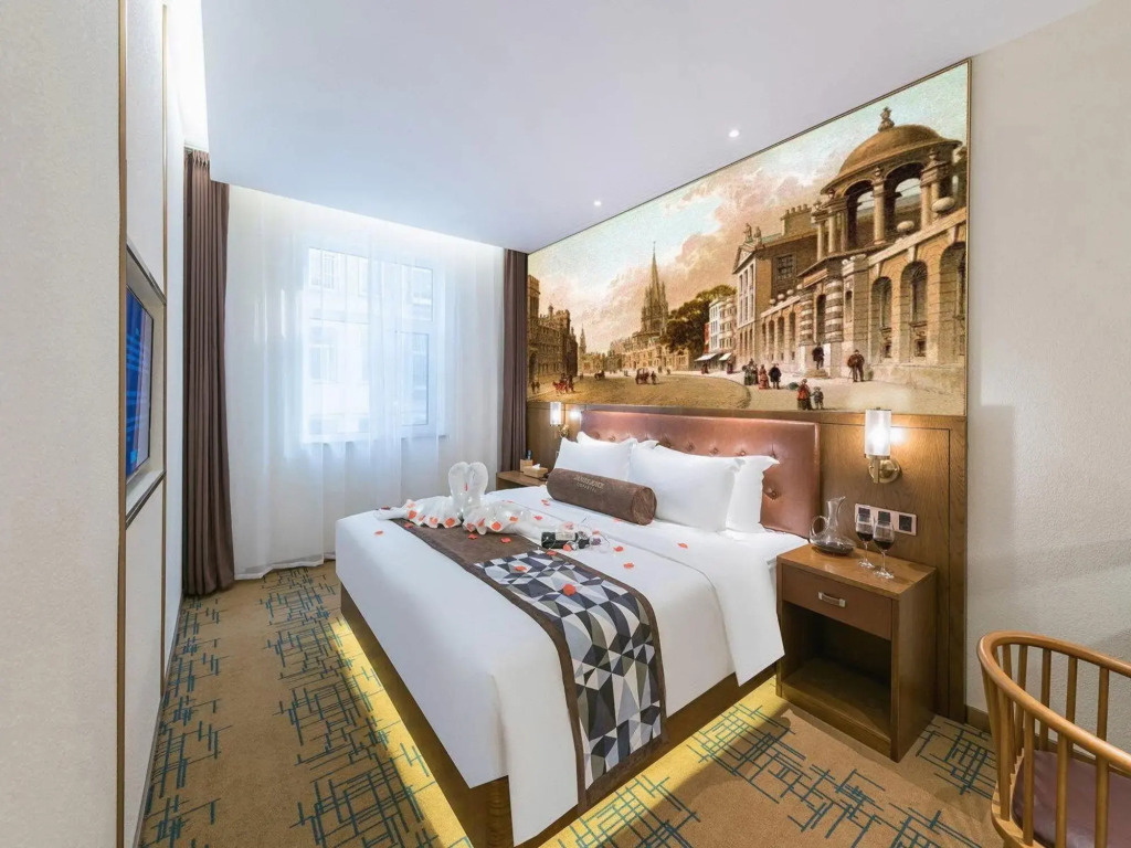 JAMES JOYCE COFFETEL Hotel (Shijiazhuang Zhengding Ancient City Shop)
