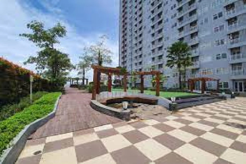 Relax Studio at Vida View Makassar Apartment By Travelio
