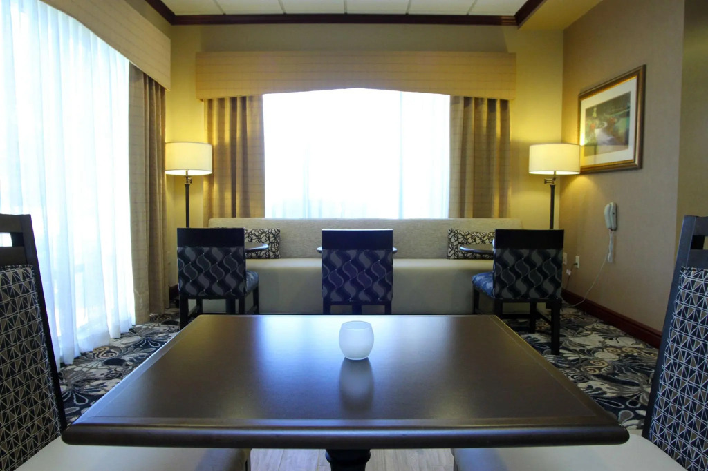 Hampton Inn Clinton Mo