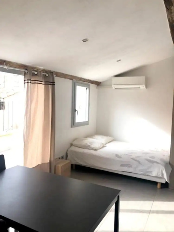 Studio in Aix-En-Provence, with Wonderful City View, Furnished Terrace And Wifi