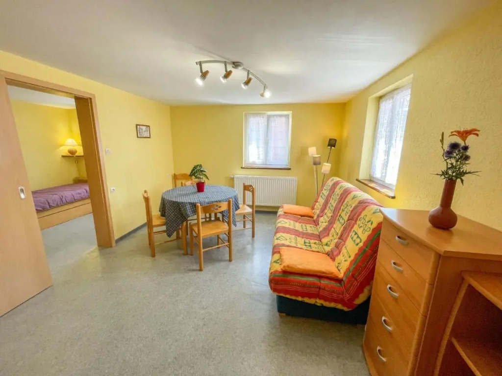 Apartment Résidence jaune et rose-4 by Interhome