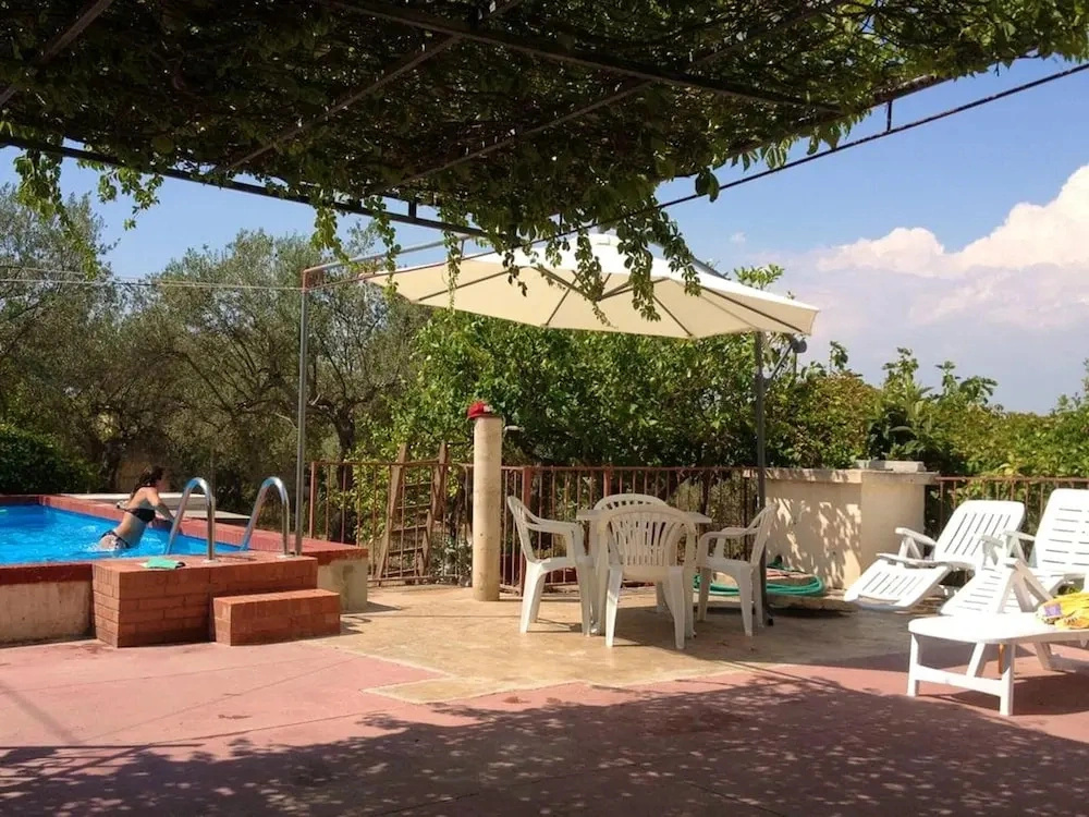 Villa with 4 Bedrooms in Chiaramonte Gulfi , with Wonderful Mountain View, Private Pool And Enclosed Garden - 30 Km From the Beach
