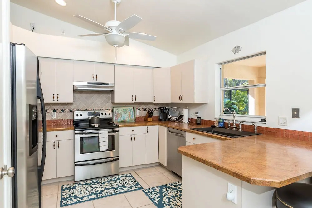 5828 SW 1st Place Home