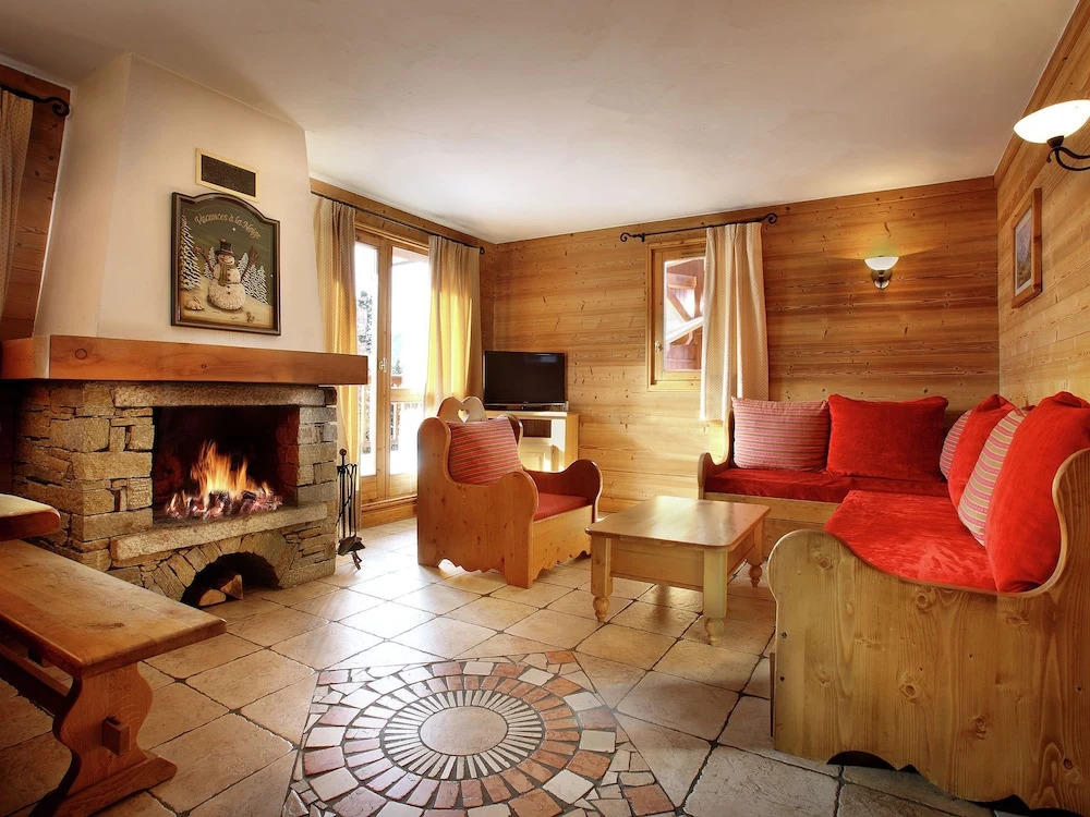 Restful Apartment With Balcony Located in the Lively Arc 2000