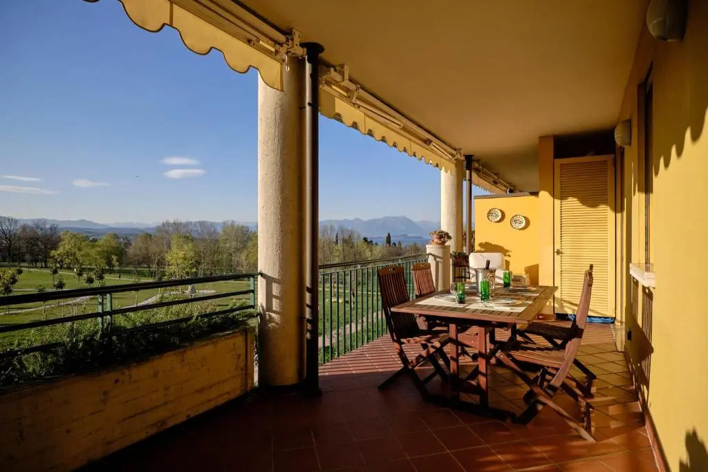 Sidonia apartment for three people in a residence with swimming pool.