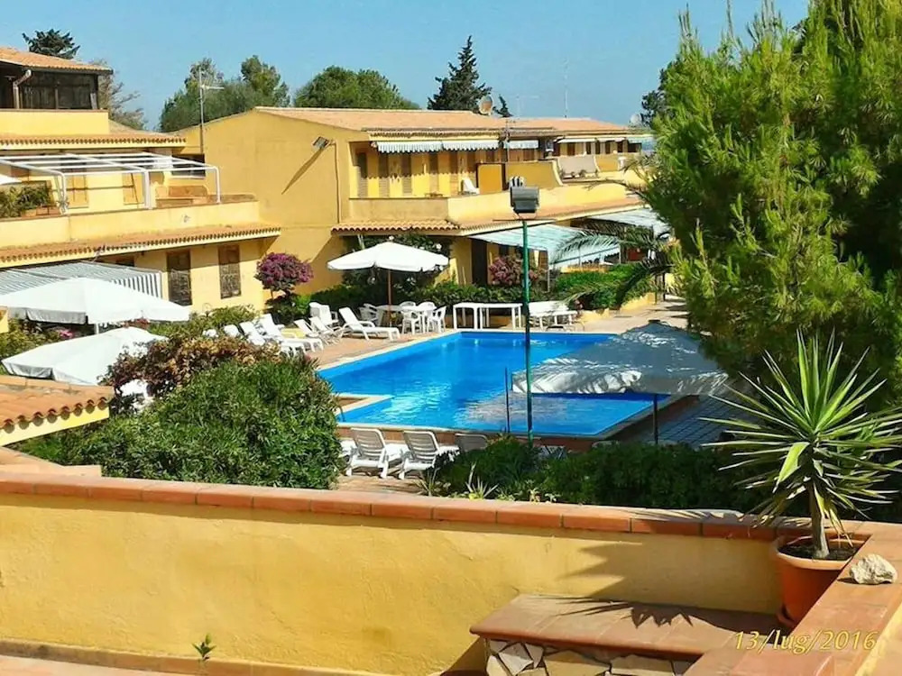 Studio in Costa Saracena  Castelluccio, With Wonderful sea View, Shared Pool, Furnished Terrace Near the Beach