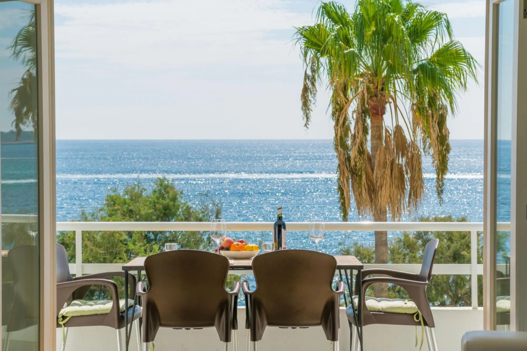 SES ROQUES DE CALA BONA - Apartment with sea views in Cala Millor. Free WiFi