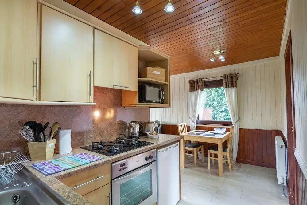 Primrose Lodge 4 with Hot Tub (H 2014) 57499