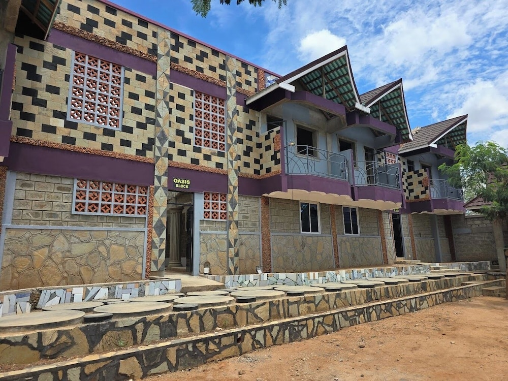 Lesha Park Hotel Kibwezi