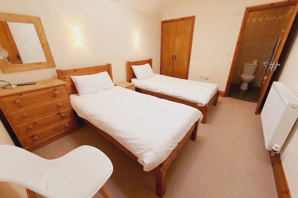 The Victorian Barn, Self-Catering Holidays with Pool and Hot Tubs, Dorset