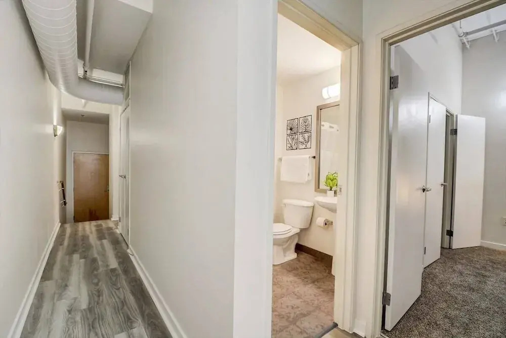 CozySuites The Block Skybridge Access