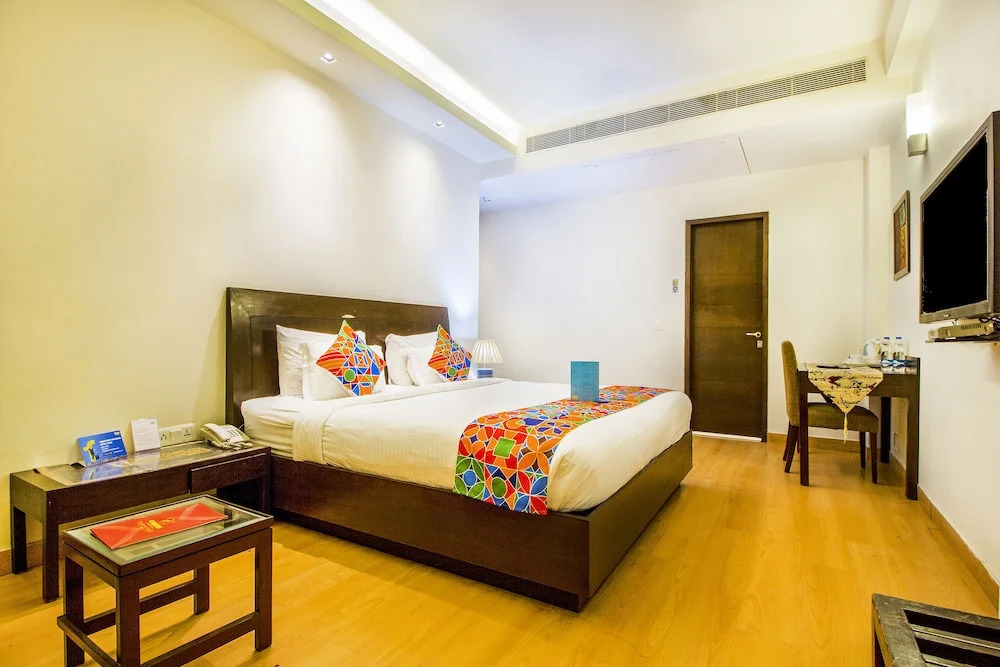 Cabana Hotel