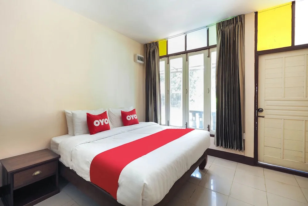 OYO 957 Thai Gallery Home