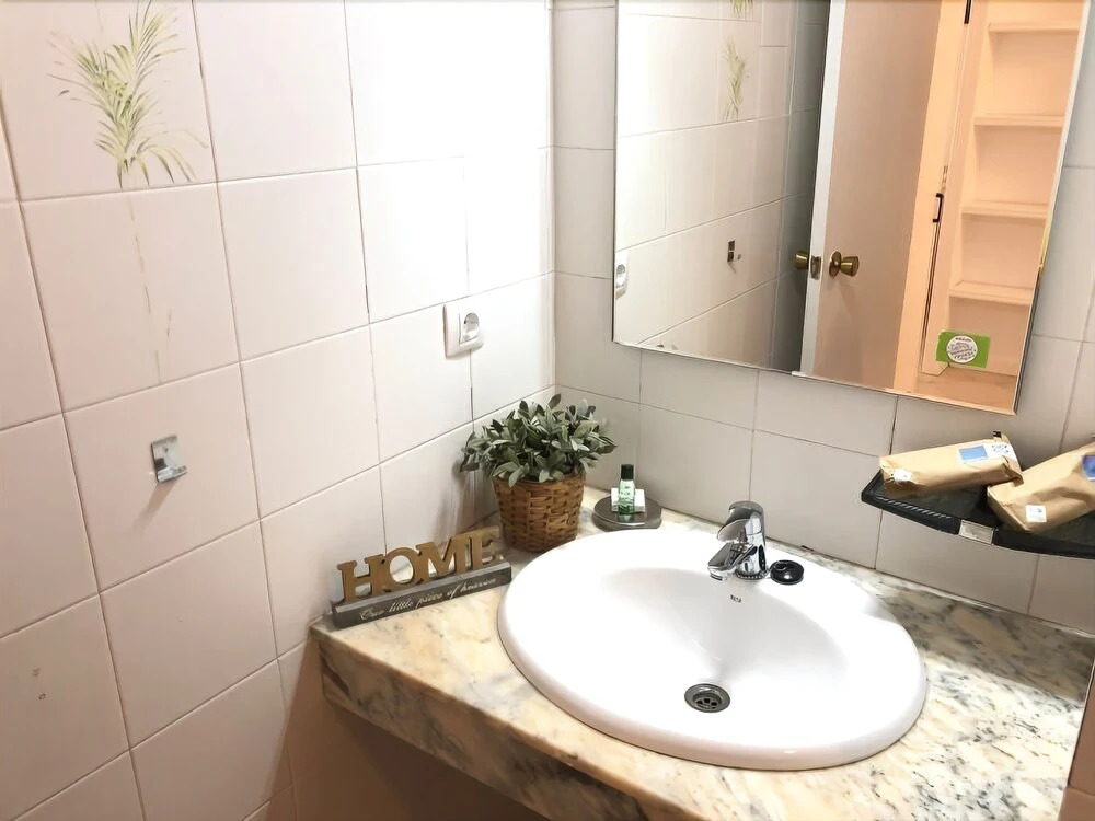 T&H Novelty 113 Family Apartment Salou