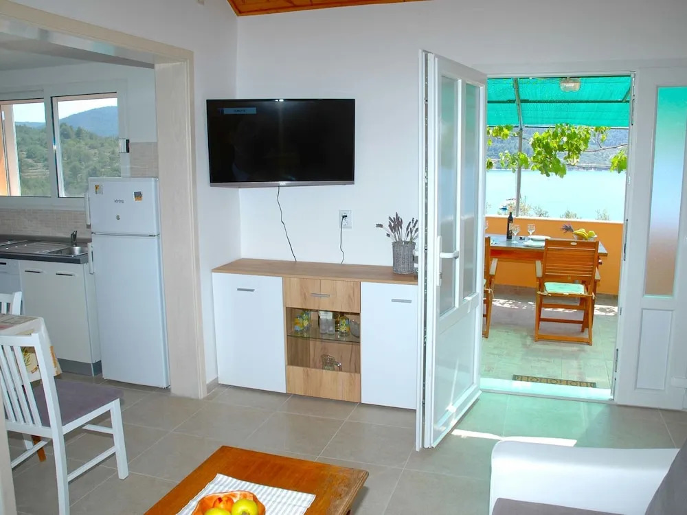 Villa on Korcula With Seaview,private Swimming Pool,terrace With Bbq,beach 70m
