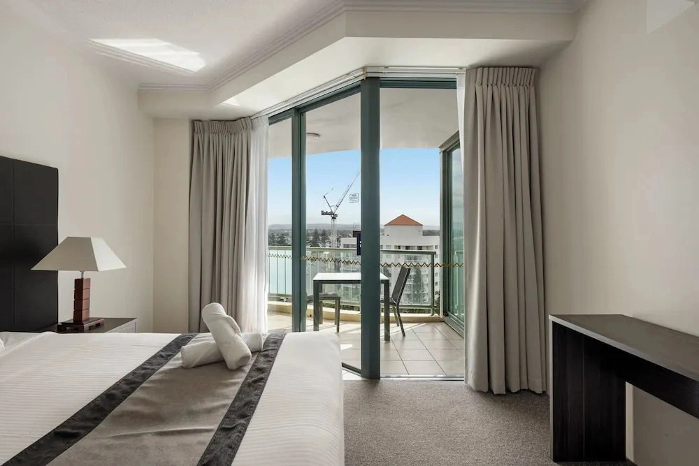 1BR Ocean View Apartment - Sun City 2303
