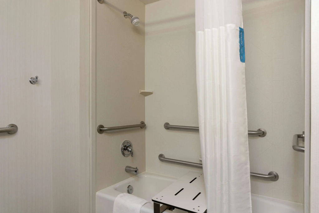 Hampton Inn Akron-South
