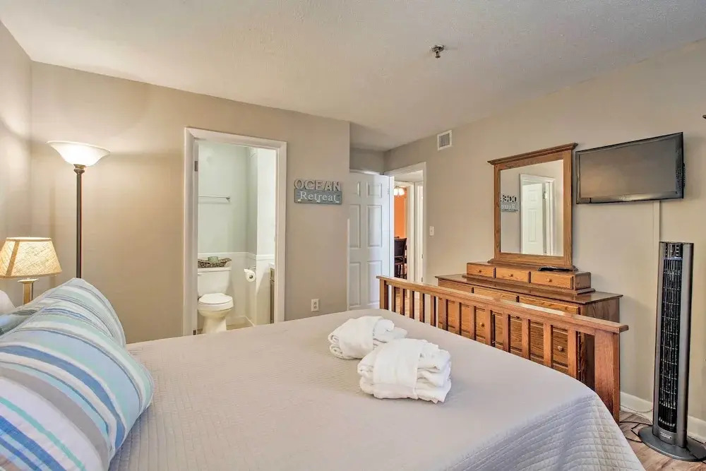 Long-term Stays Welcome: HH Island Resort Condo