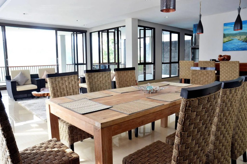 Green Forest Mountain View Villa Dago Infinity Pool