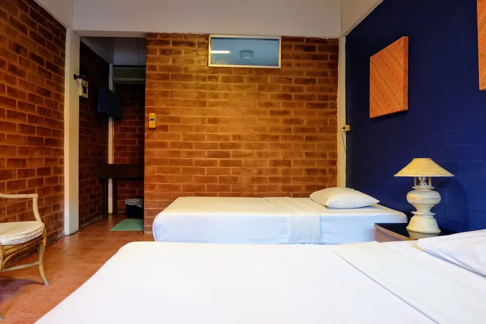 Red Brick Guesthouse