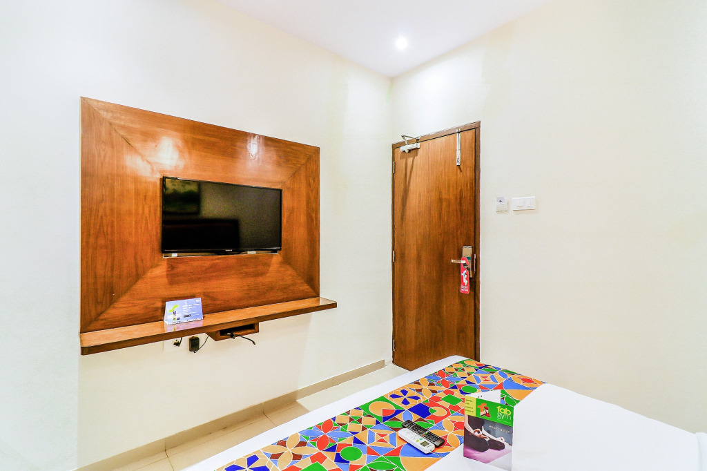FabHotel Balaji