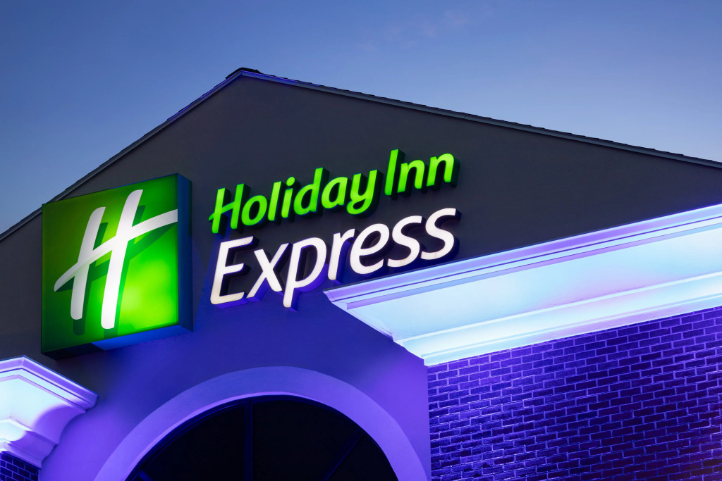 Holiday Inn Express & Suites East Greenbush Albany-Skyline by IHG