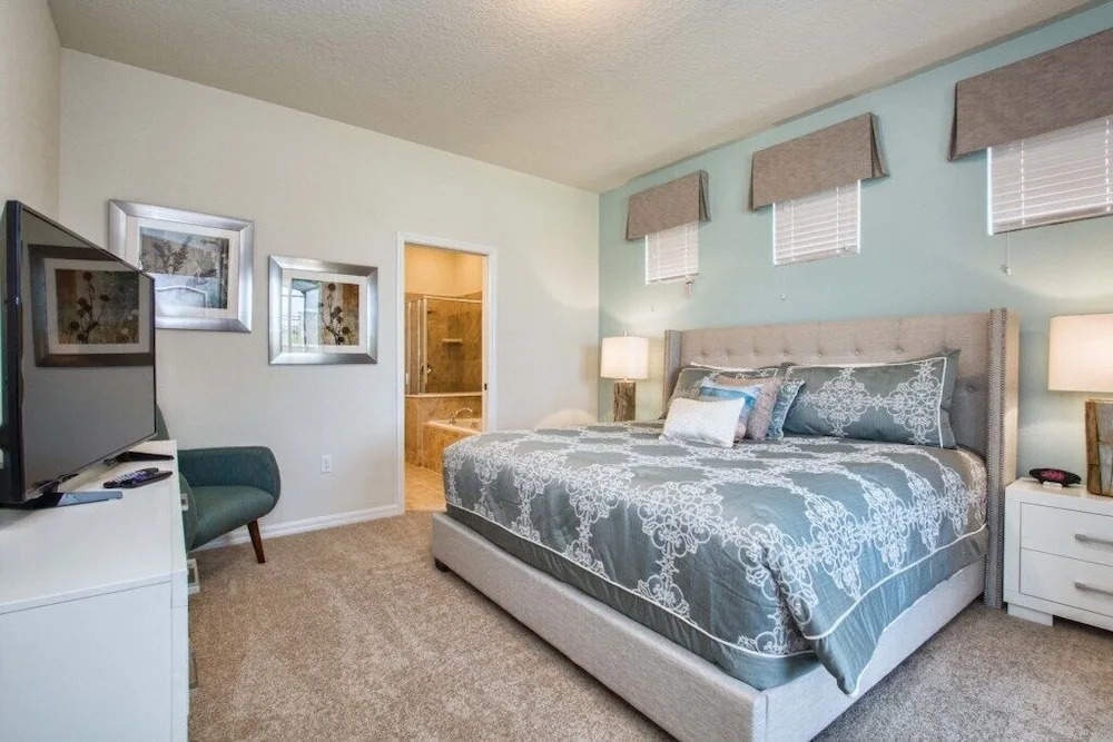 Windsor at Westside-5 Bedrooms House w/pool-3715WW Home by RedAwning