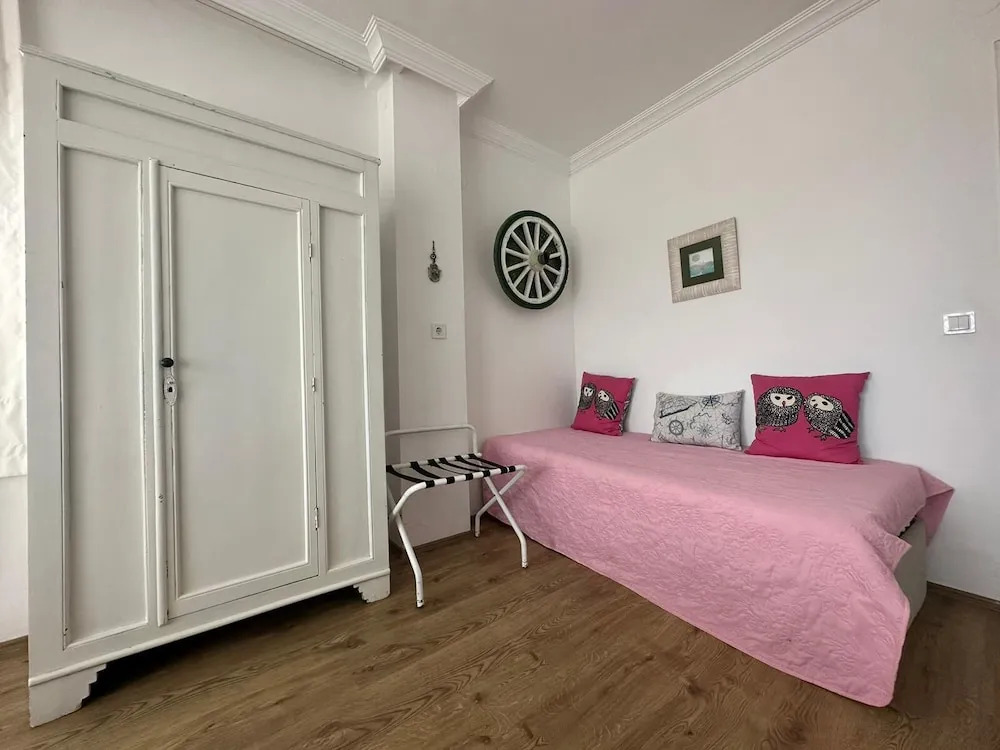 Monat Otel Hacimemis