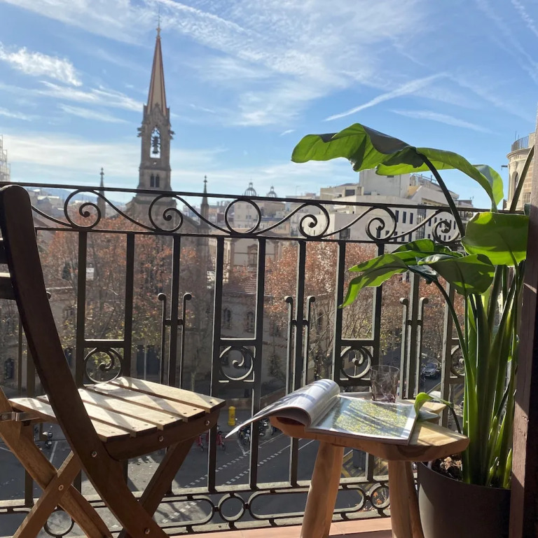 Luminous Designer Loft Style Apt Eixample Views By Myrentalhost