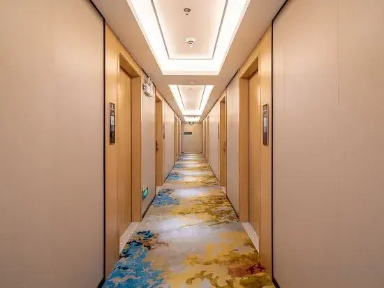 Yahao Garden Hotel (Shenzhen Songgang Metro Station)