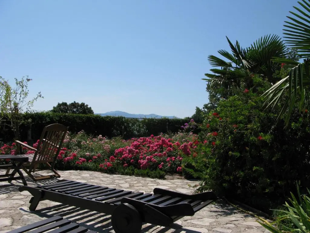 Bed and Breakfast Villa Iris