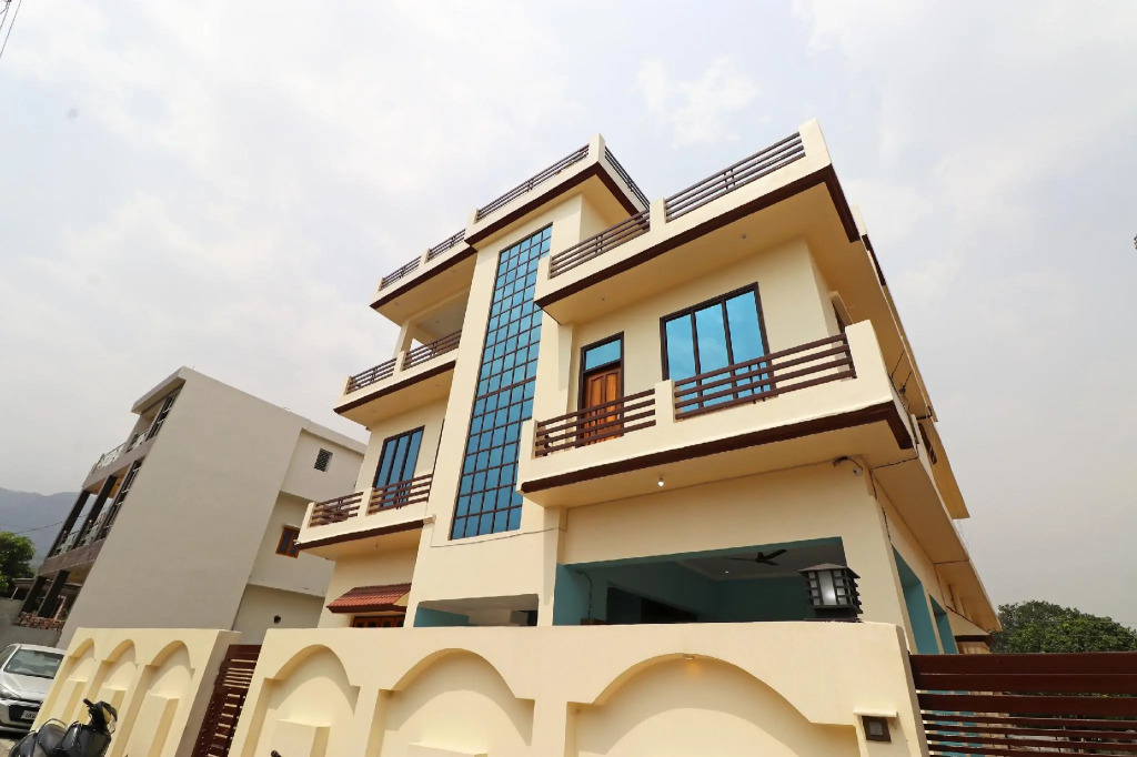 OYO 37905 Hotel Gangri-2