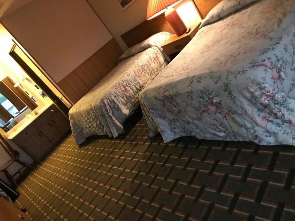 Park n Stay Inn