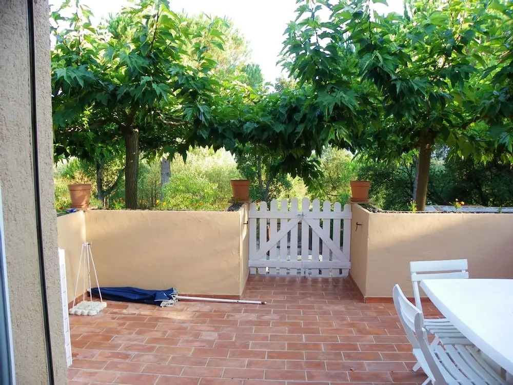 Apartment with One Bedroom in Le Plan-De-La-Tour, with Wonderful City View, Furnished Garden And Wifi - 6 Km From the Beach