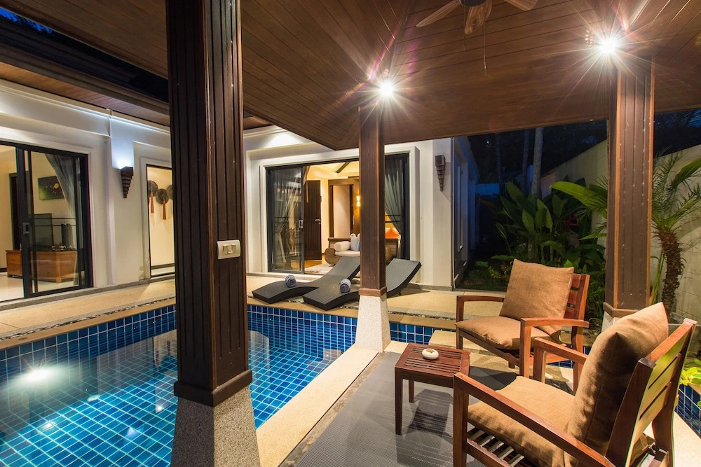Tulip Pool Villa Luxurious Villa Escape Awaits