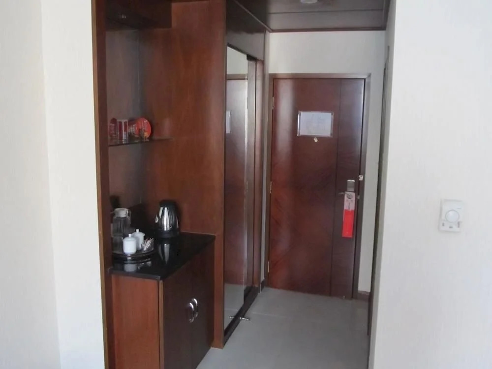 25 Hours Sunshine Hotel