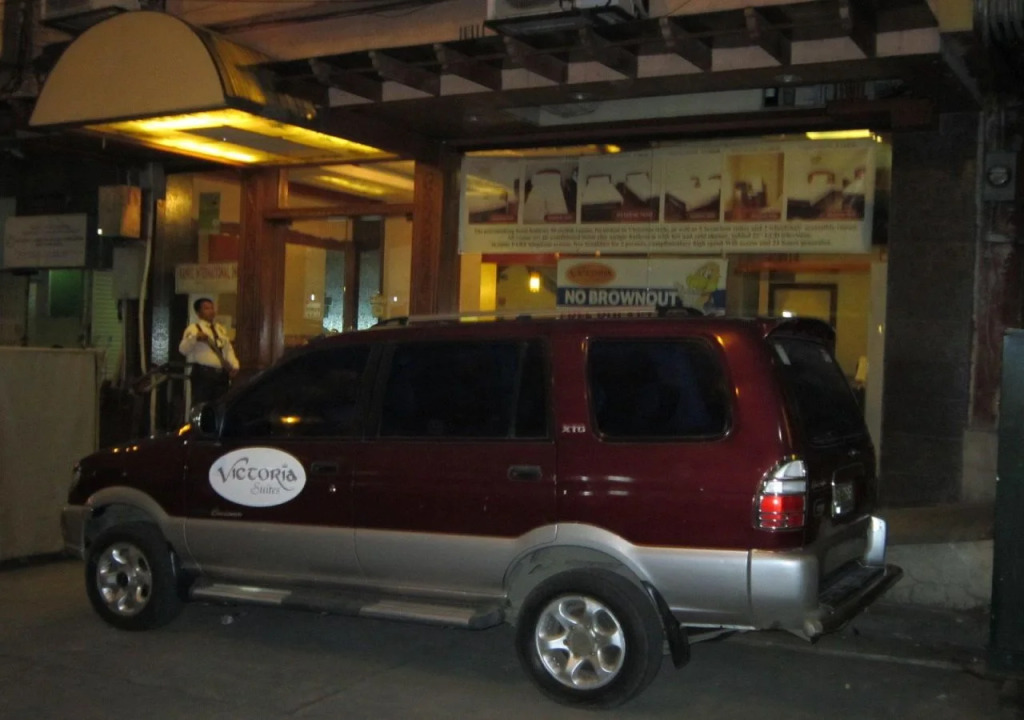 Victoria Suites