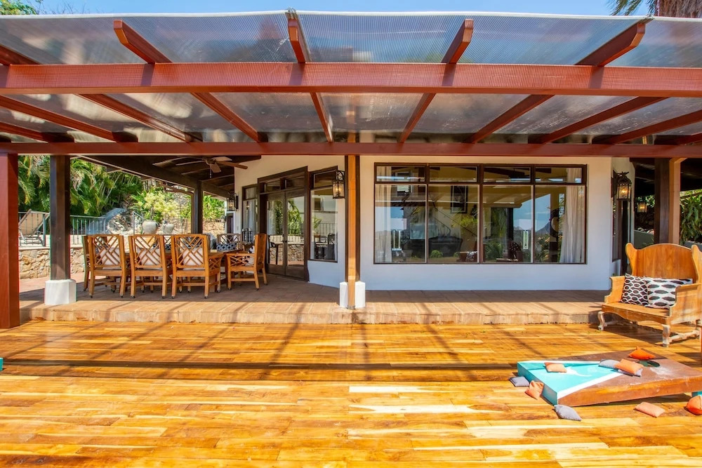 Luxury Five-Bedroom Oasis in Playa Flamingo with a Private Pool and Stylish Decor